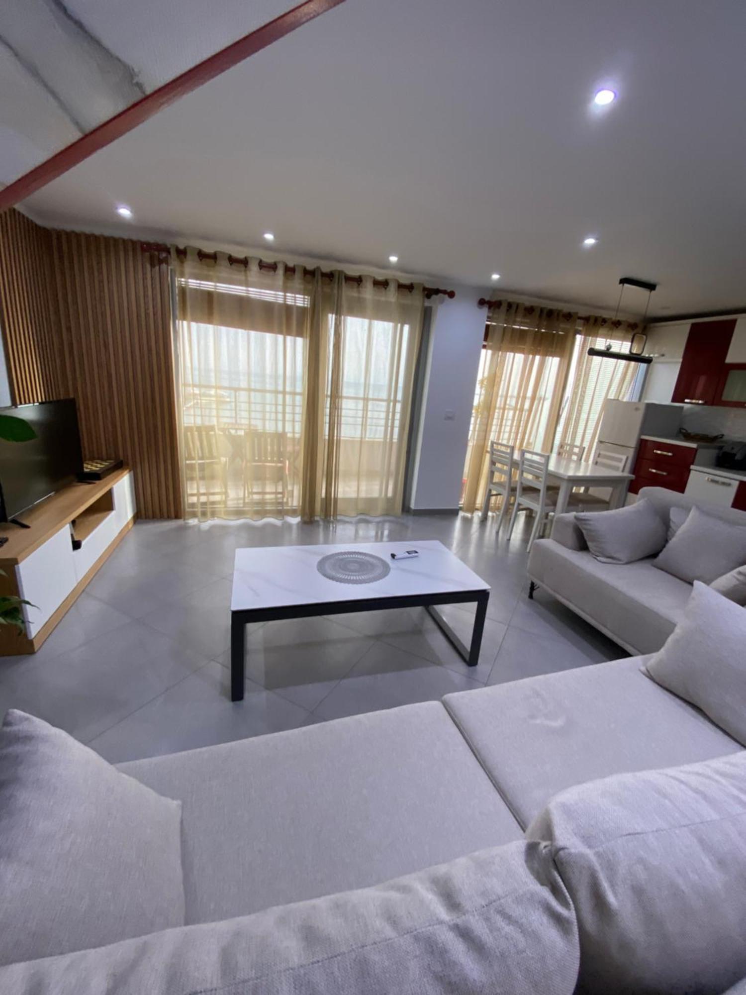 Luxury Sea View Duplex Appartement Durrës